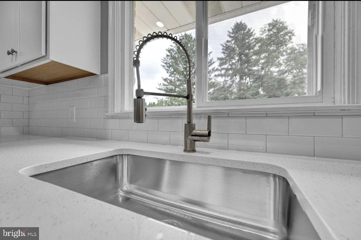 525 Mountain Road photo 38