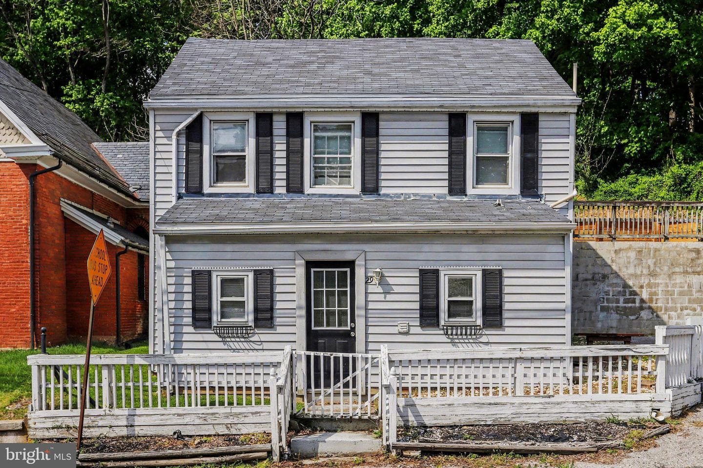 29 E Main Street photo 1