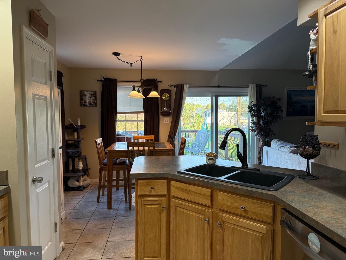 126 Cranbrook Drive photo 16