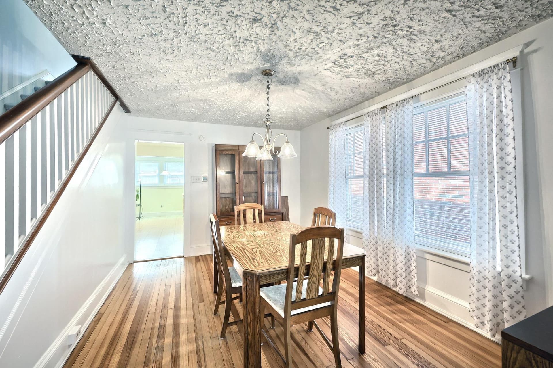 1616 W Philadelphia Street photo 13