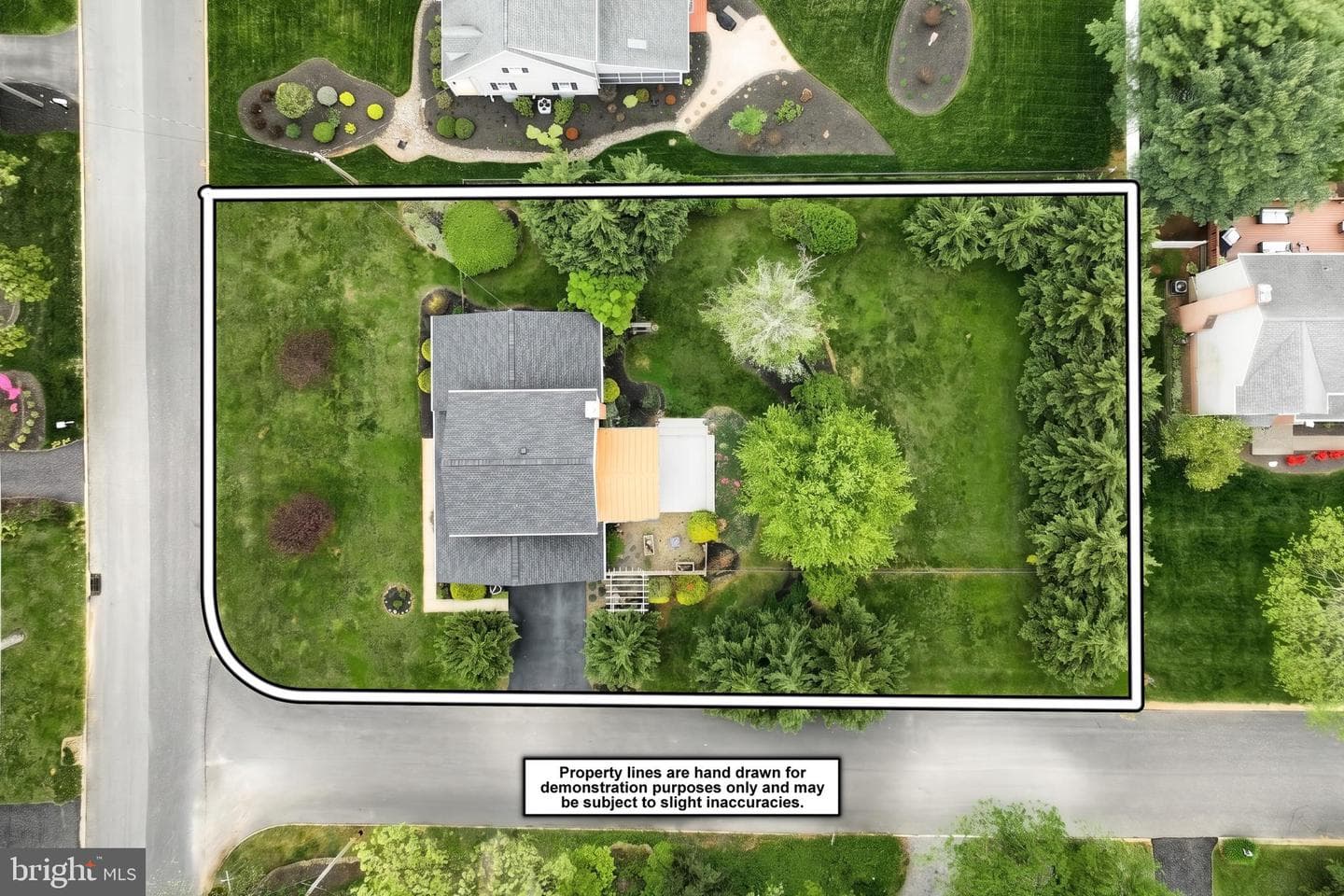 2505 Hepplewhite Drive photo 3