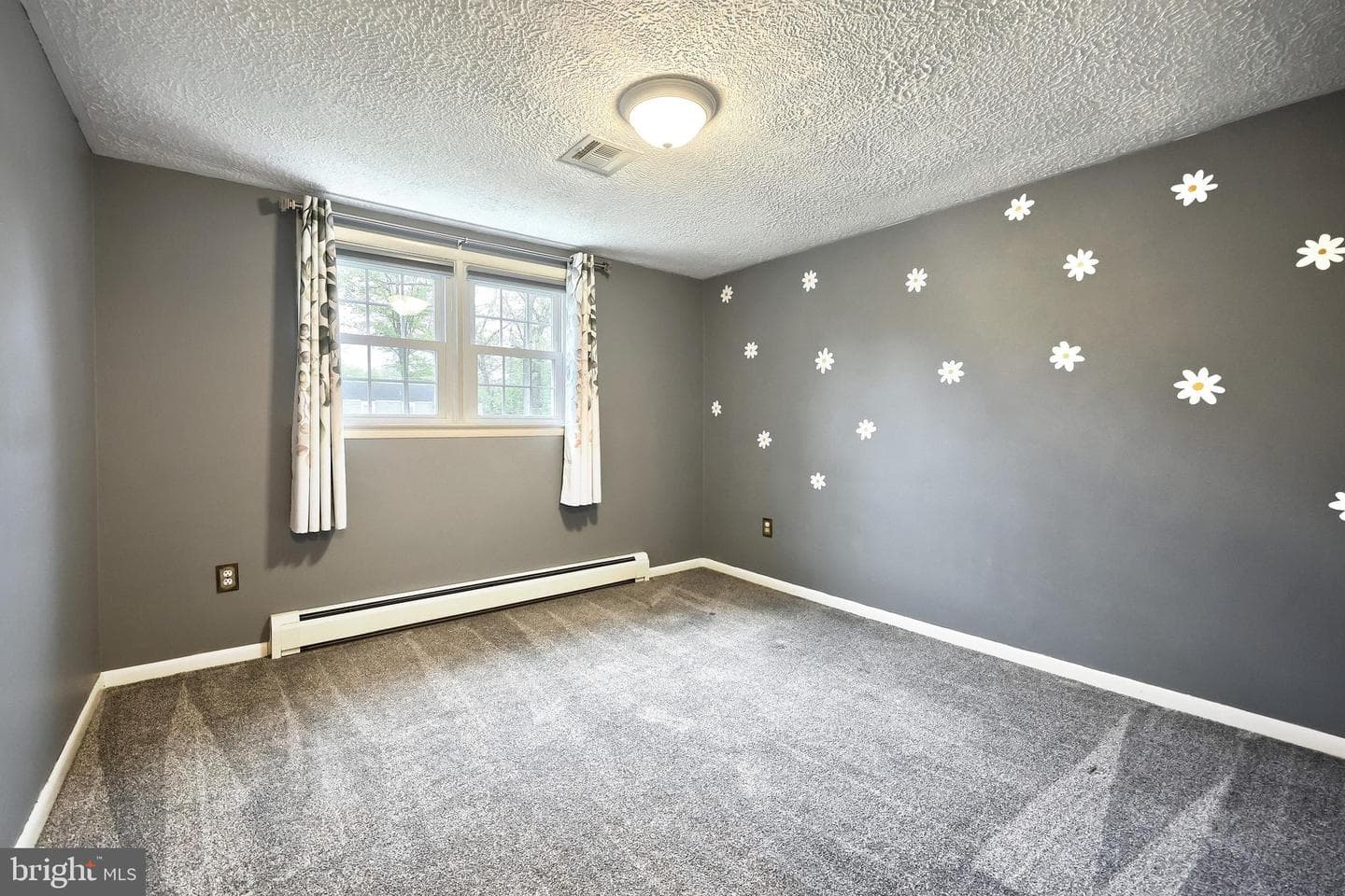2505 Hepplewhite Drive photo 30