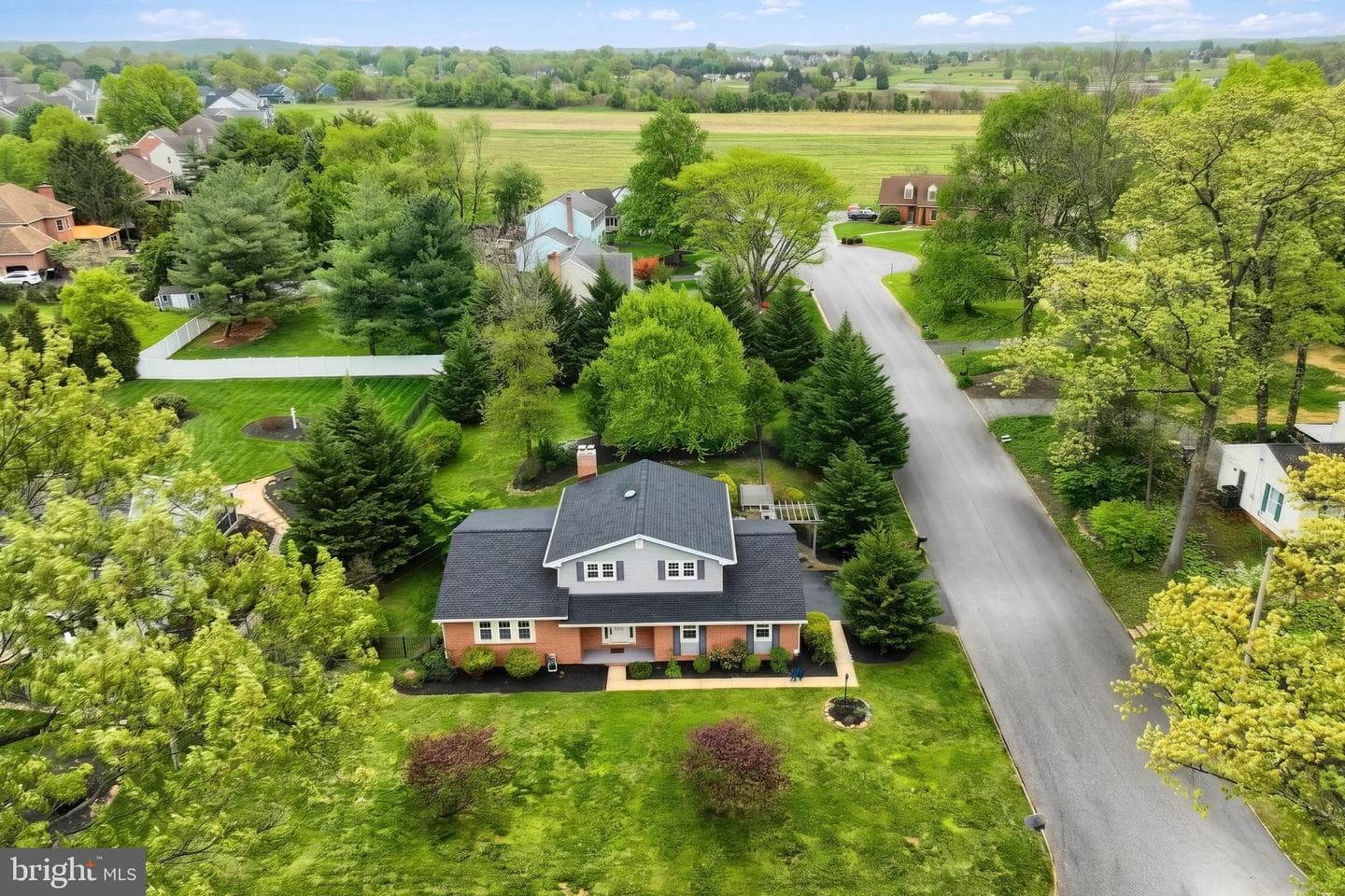 2505 Hepplewhite Drive photo 44