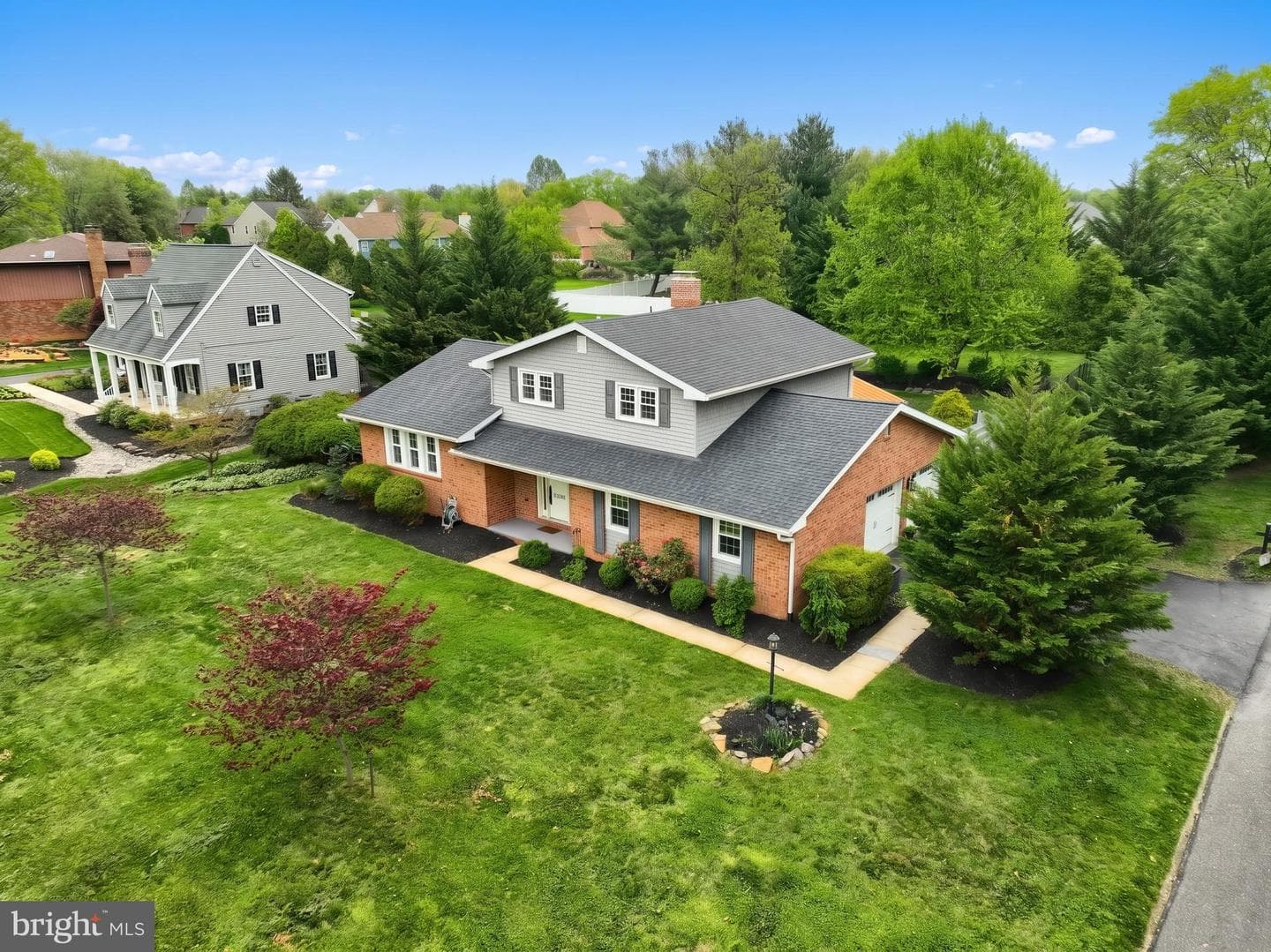 2505 Hepplewhite Drive photo 45