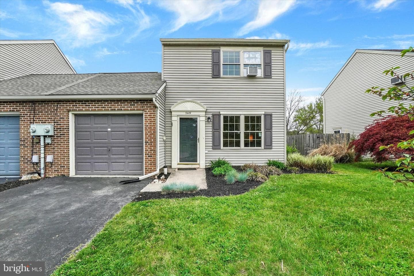 3419 Glen Hollow Drive