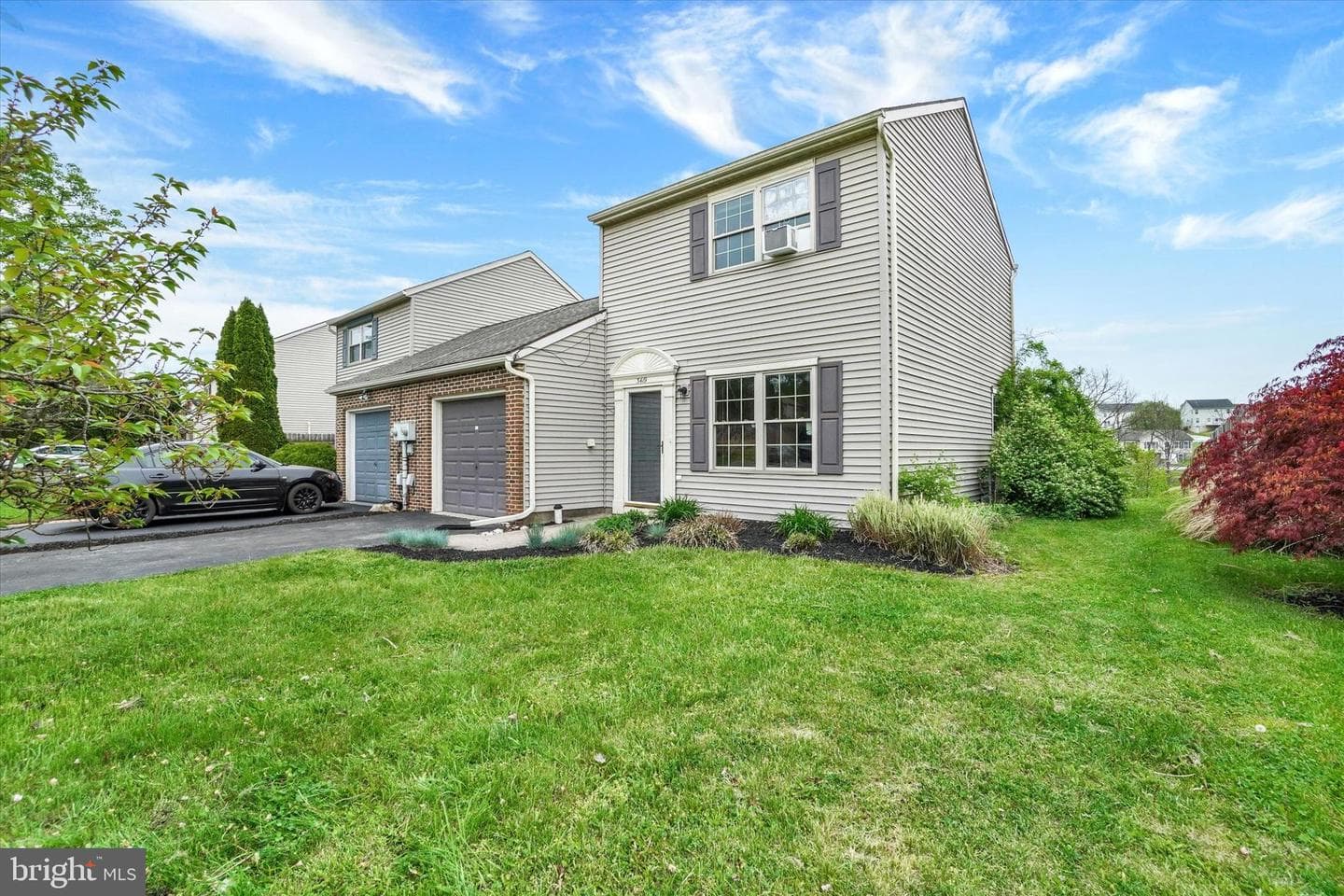 3419 Glen Hollow Drive photo 2