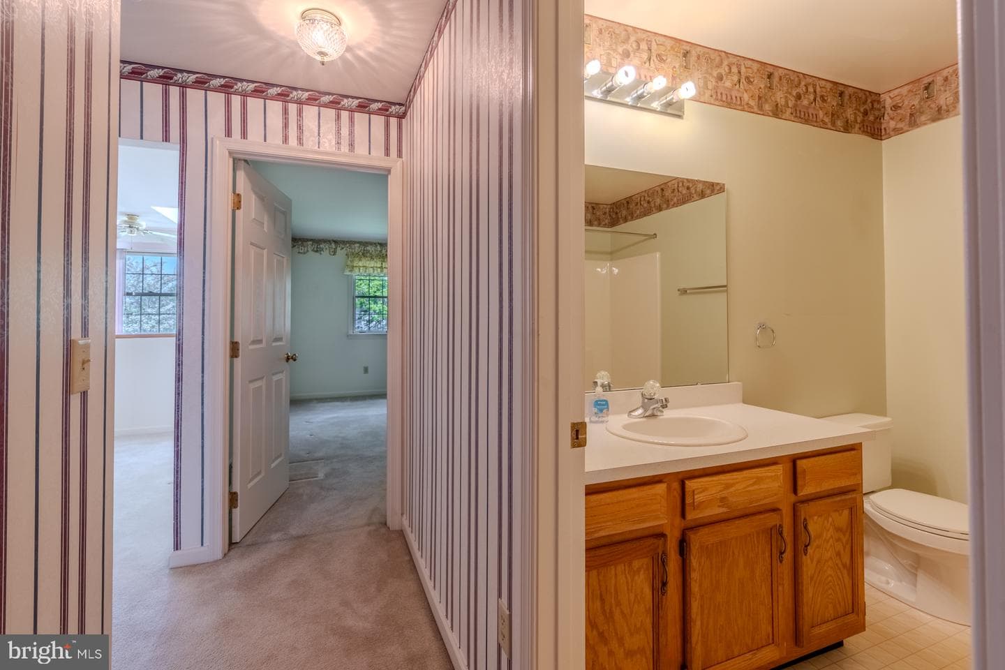 305 Stonegate Road photo 24