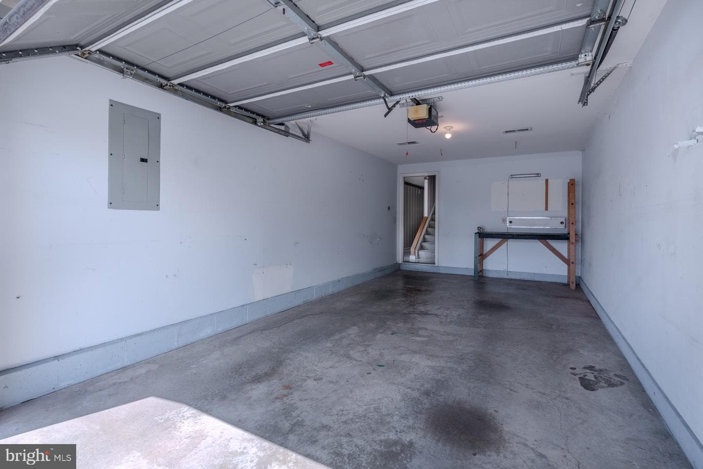 305 Stonegate Road photo 35