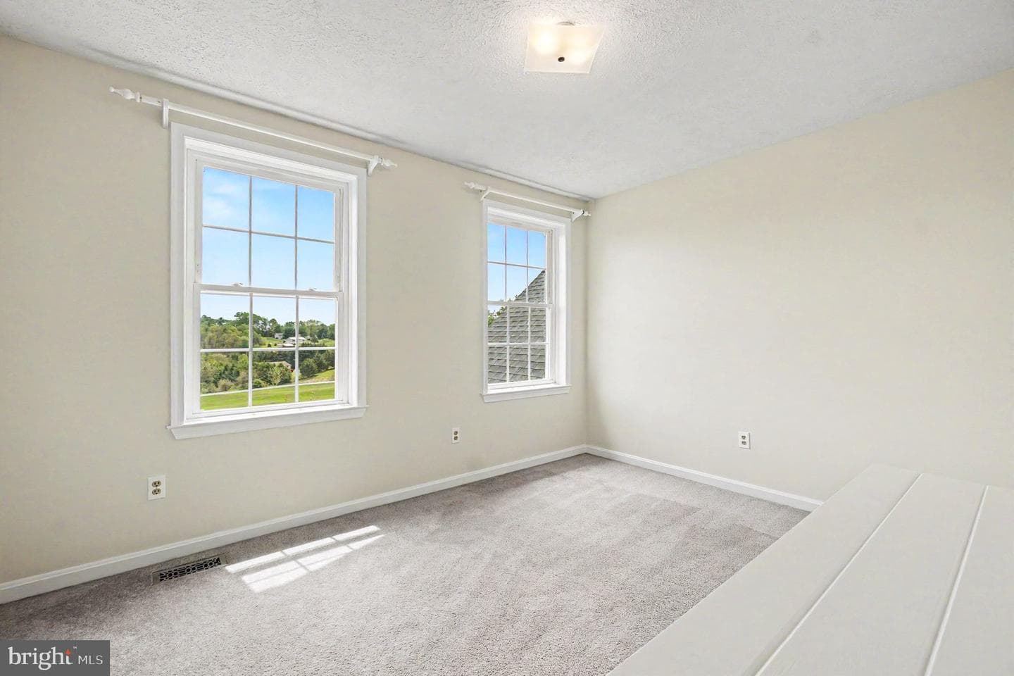 913 Bridgeton Road photo 38