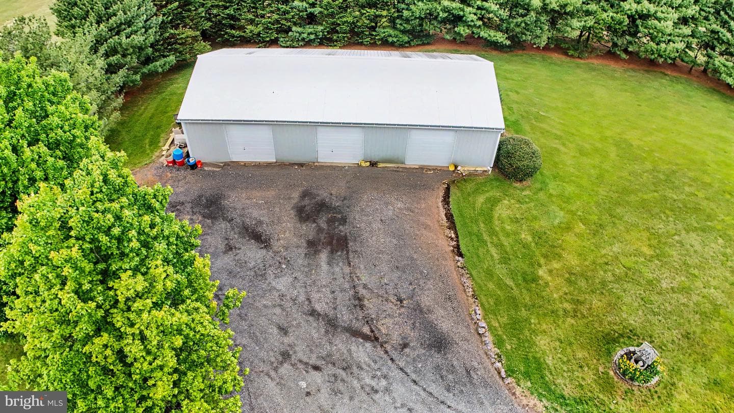 913 Bridgeton Road photo 75