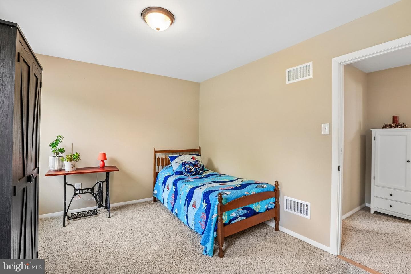 440 Valley View Drive photo 18