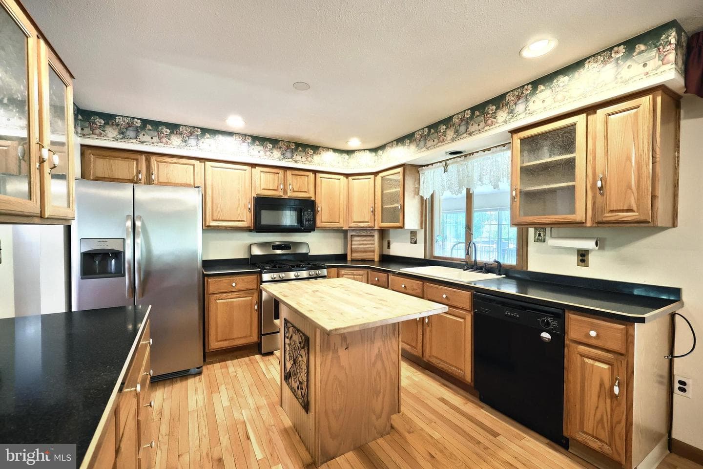 2106 Hope Drive photo 12