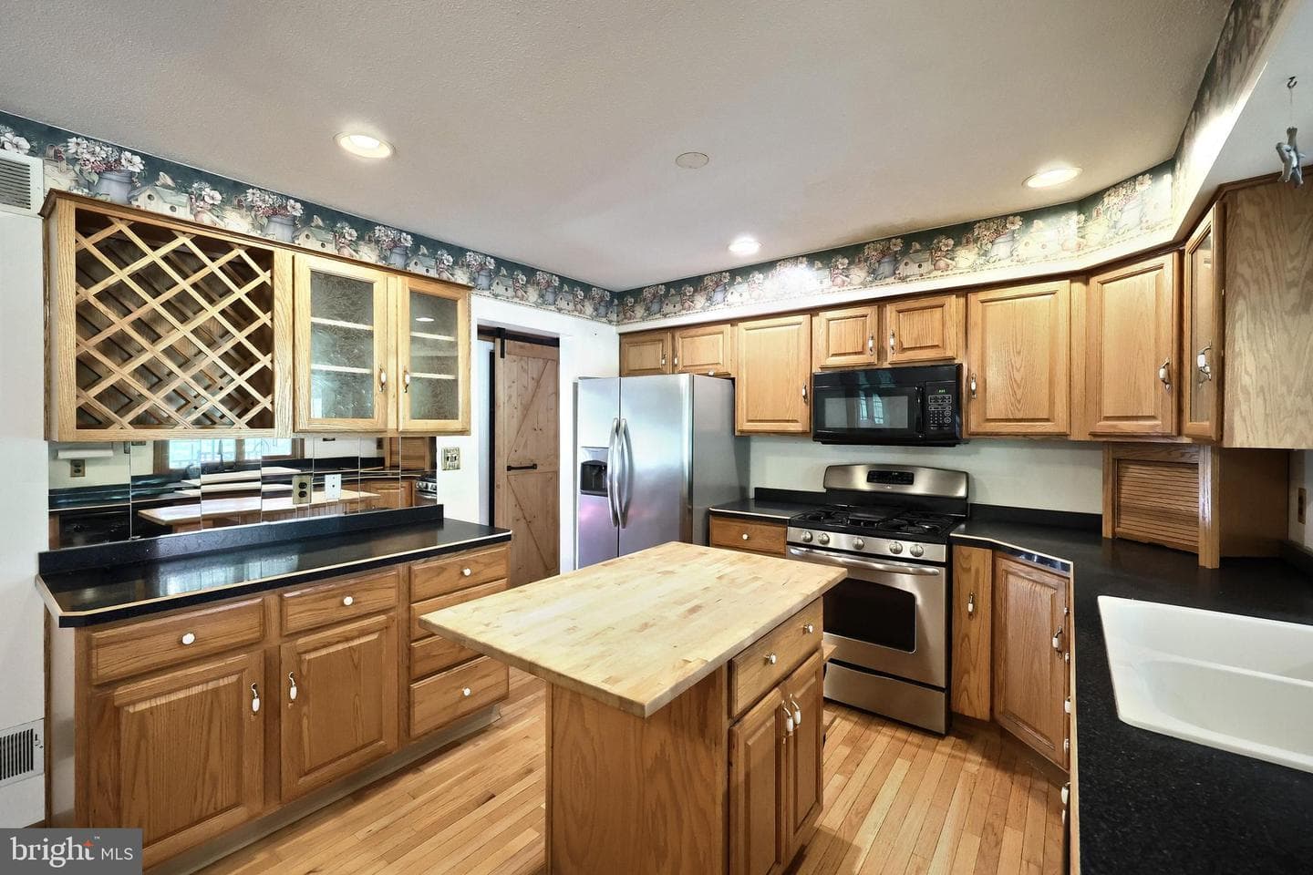 2106 Hope Drive photo 13