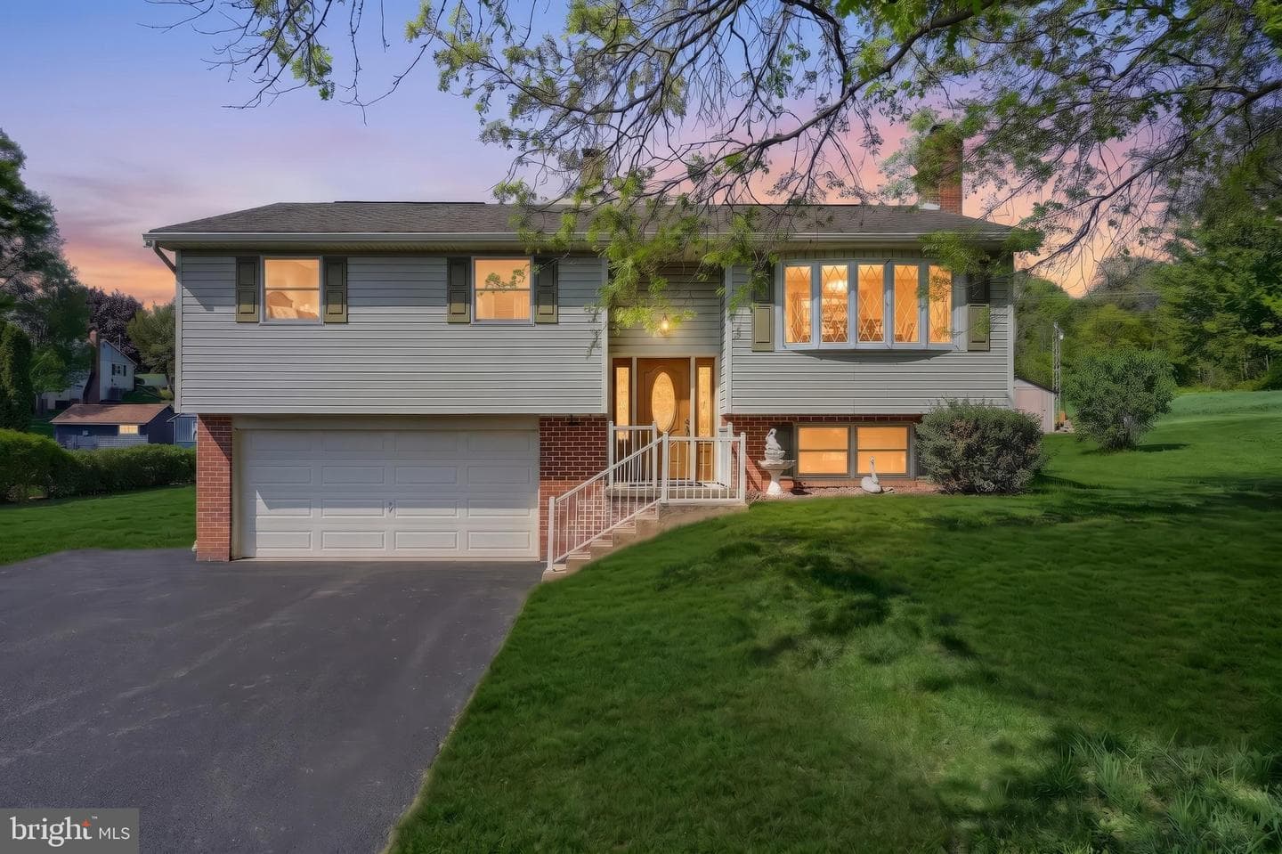 2106 Hope Drive photo 2