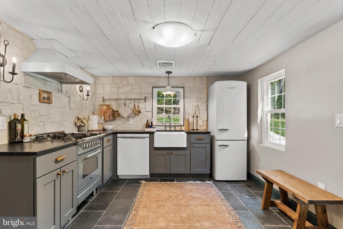 1134 S Mountain Road photo 8