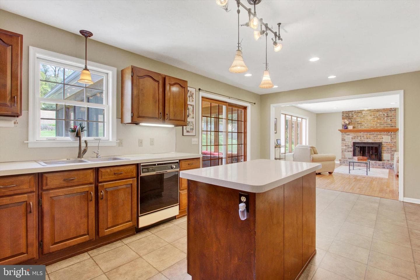 2474 Meetinghouse Road photo 16