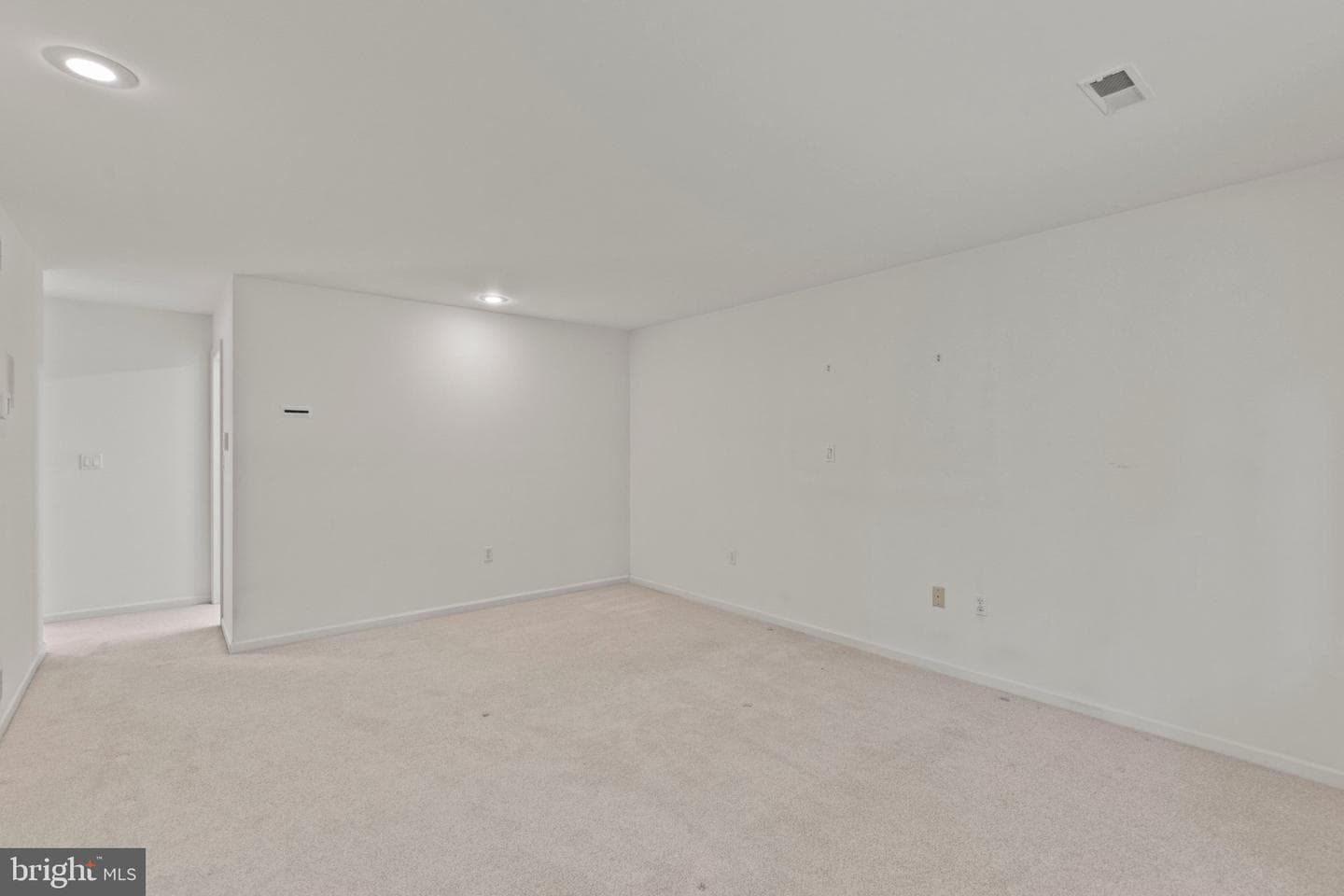 1990 Shulton Drive photo 33