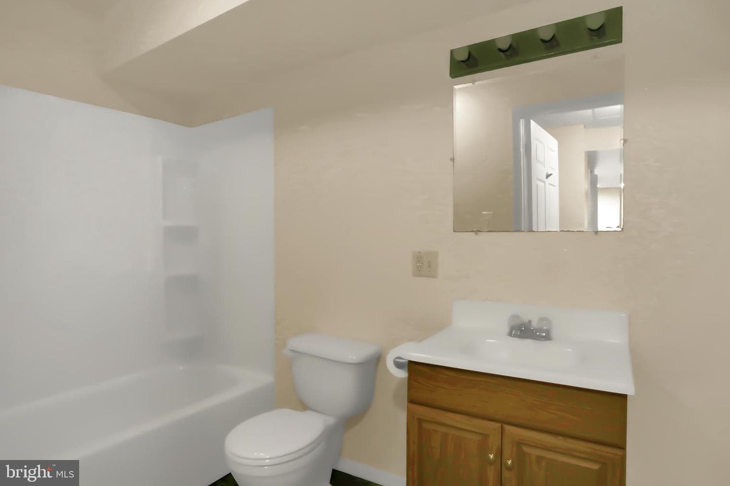 552 Soapstone Lane photo 43