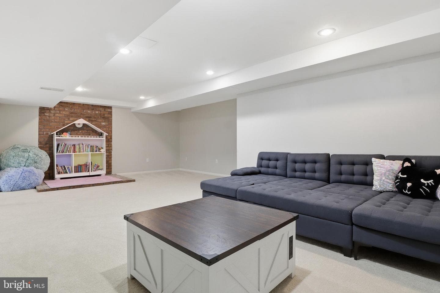 400 White Rose Lane photo 42