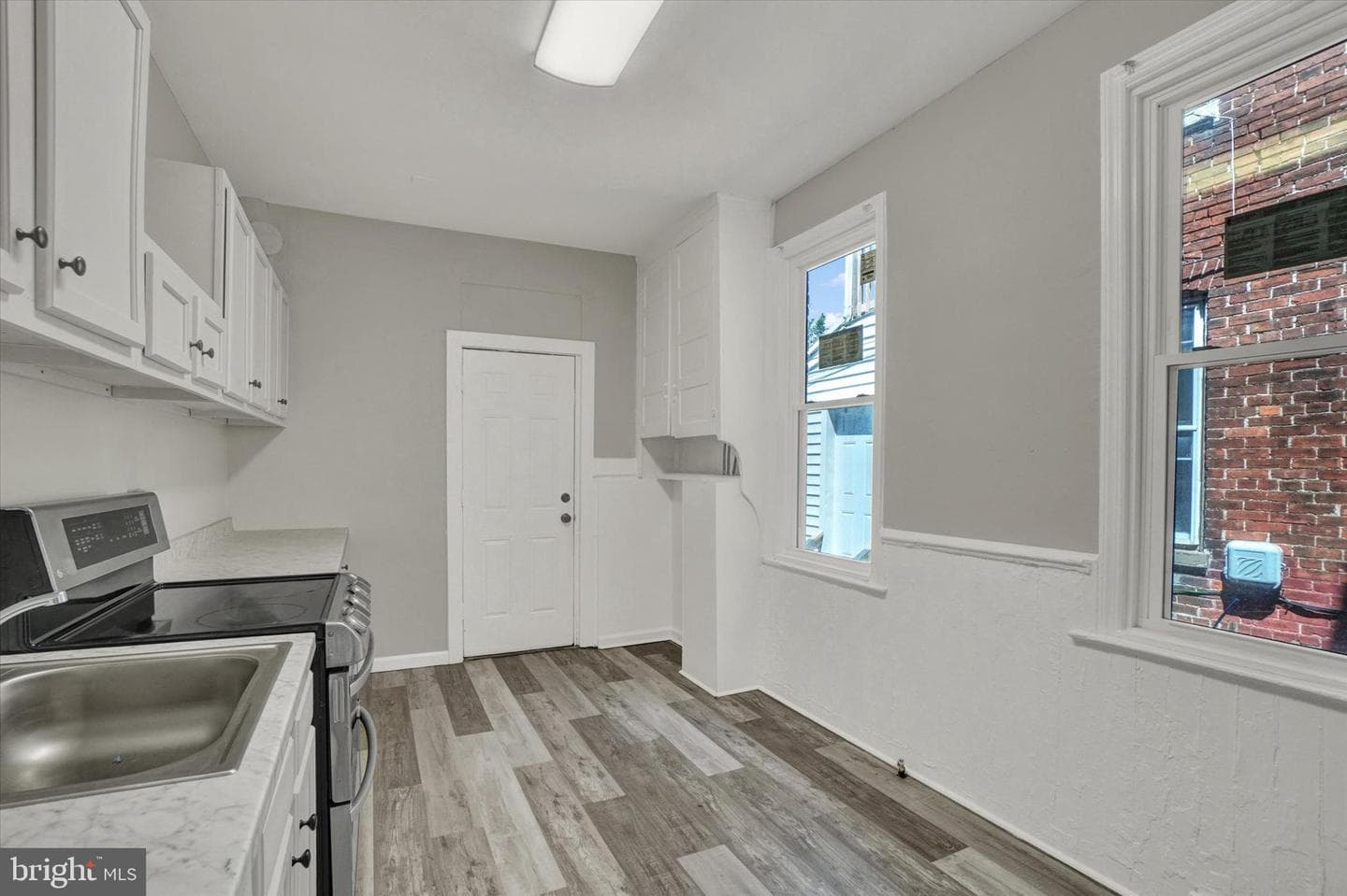 625 Lincoln Street photo 7