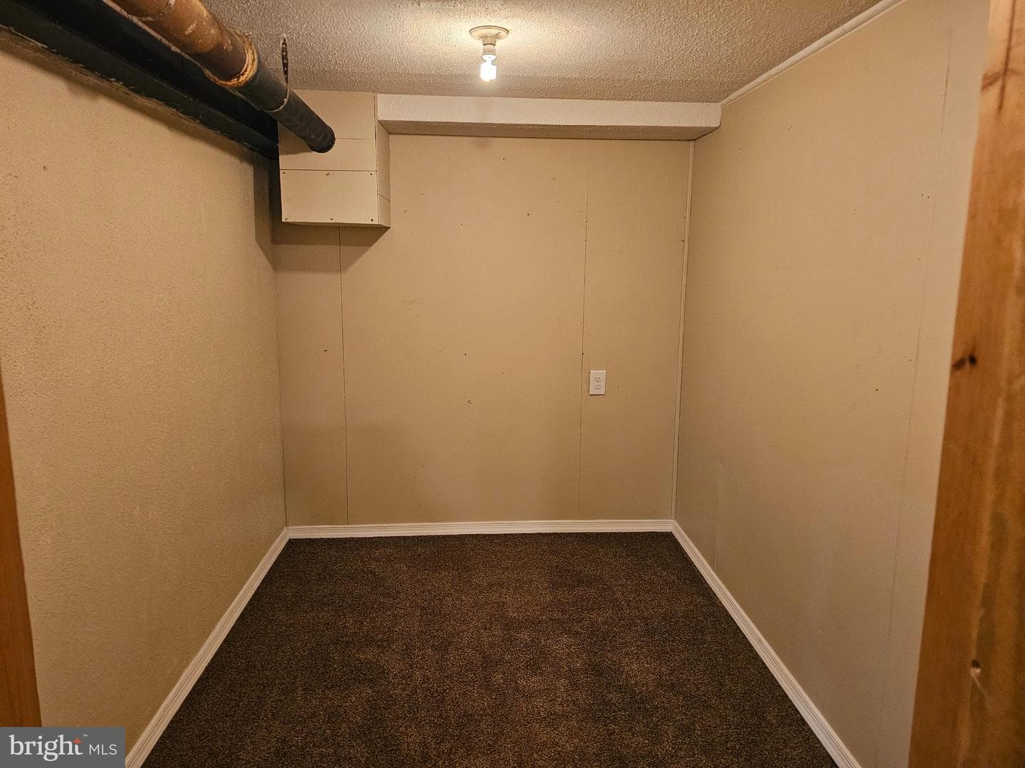 6105 Eyster Avenue photo 49