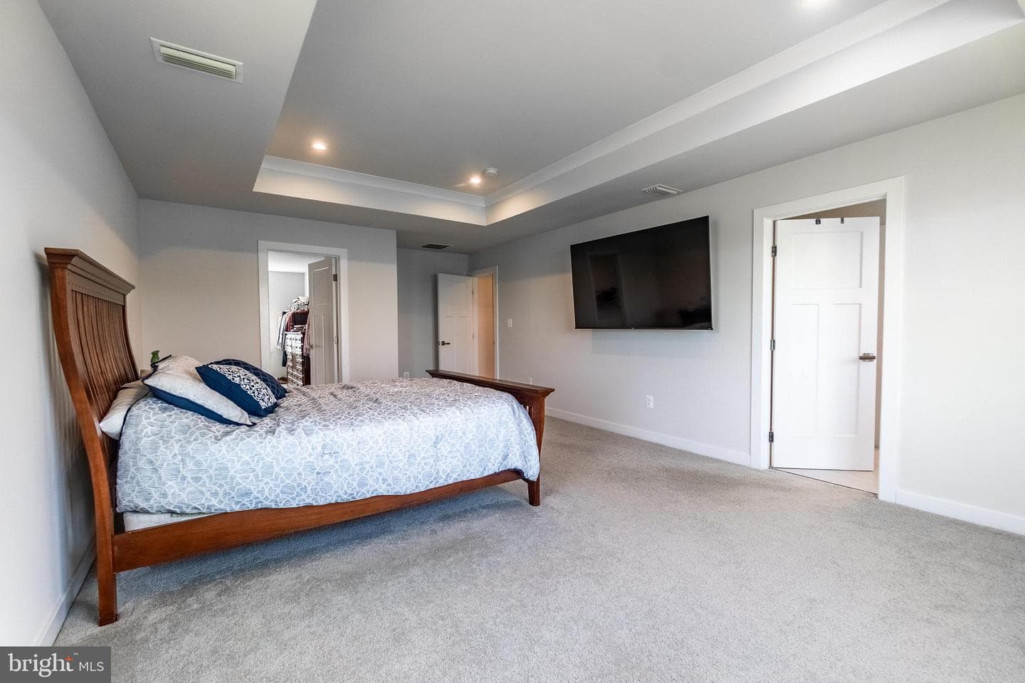 49 Winifred Drive photo 14