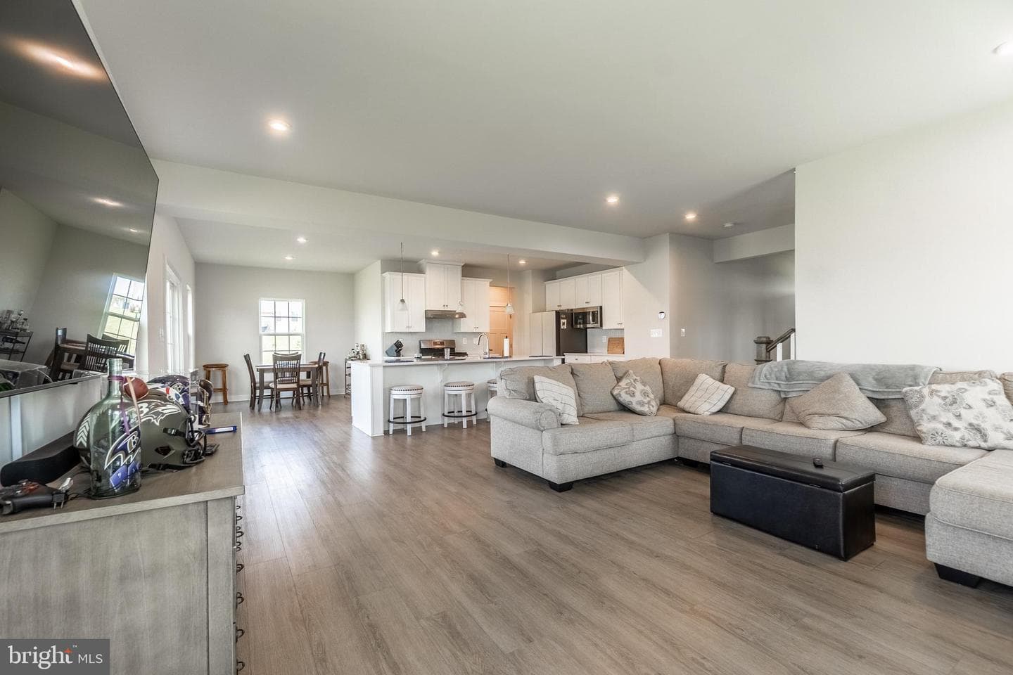 49 Winifred Drive photo 6