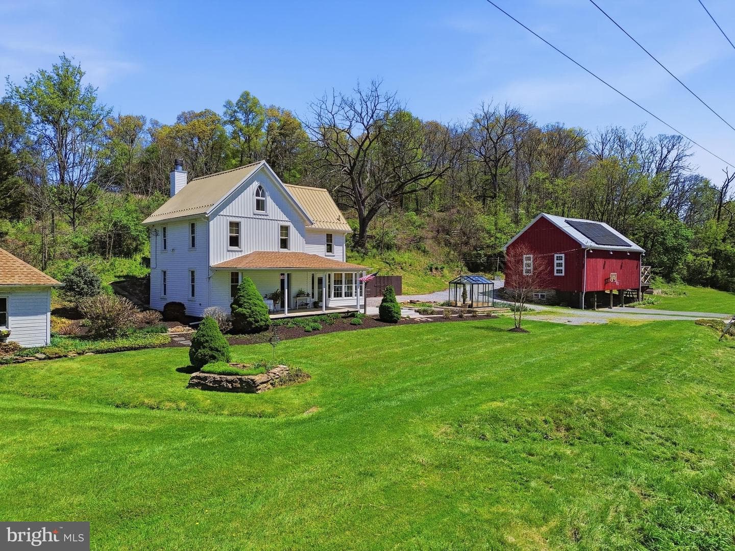1689 Tolna Junction Lane photo 8