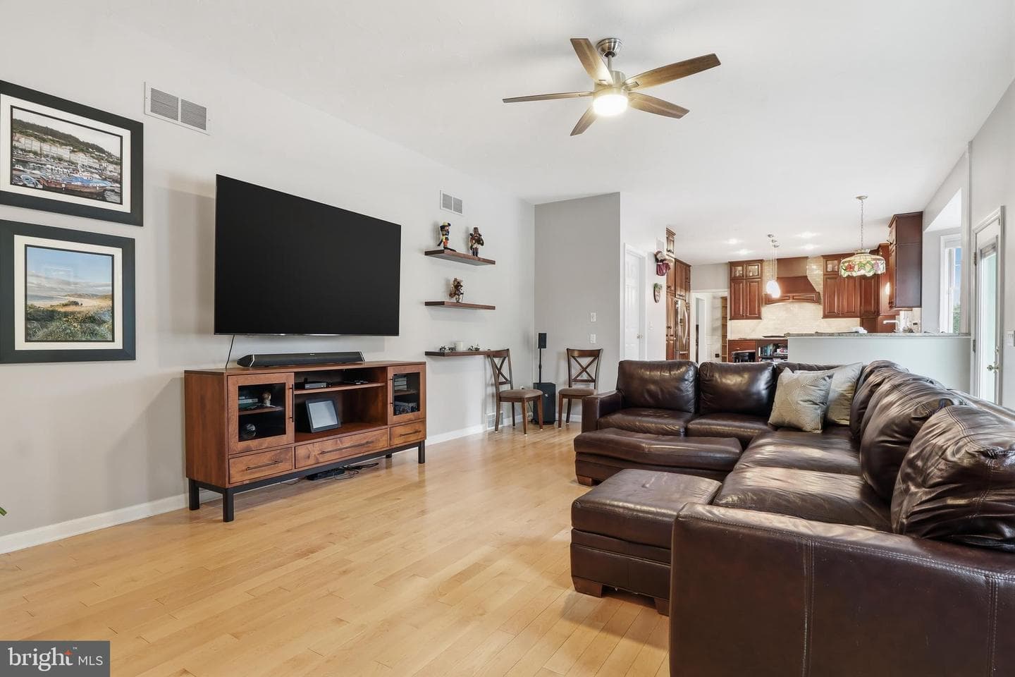 1335 Murifield Drive photo 26