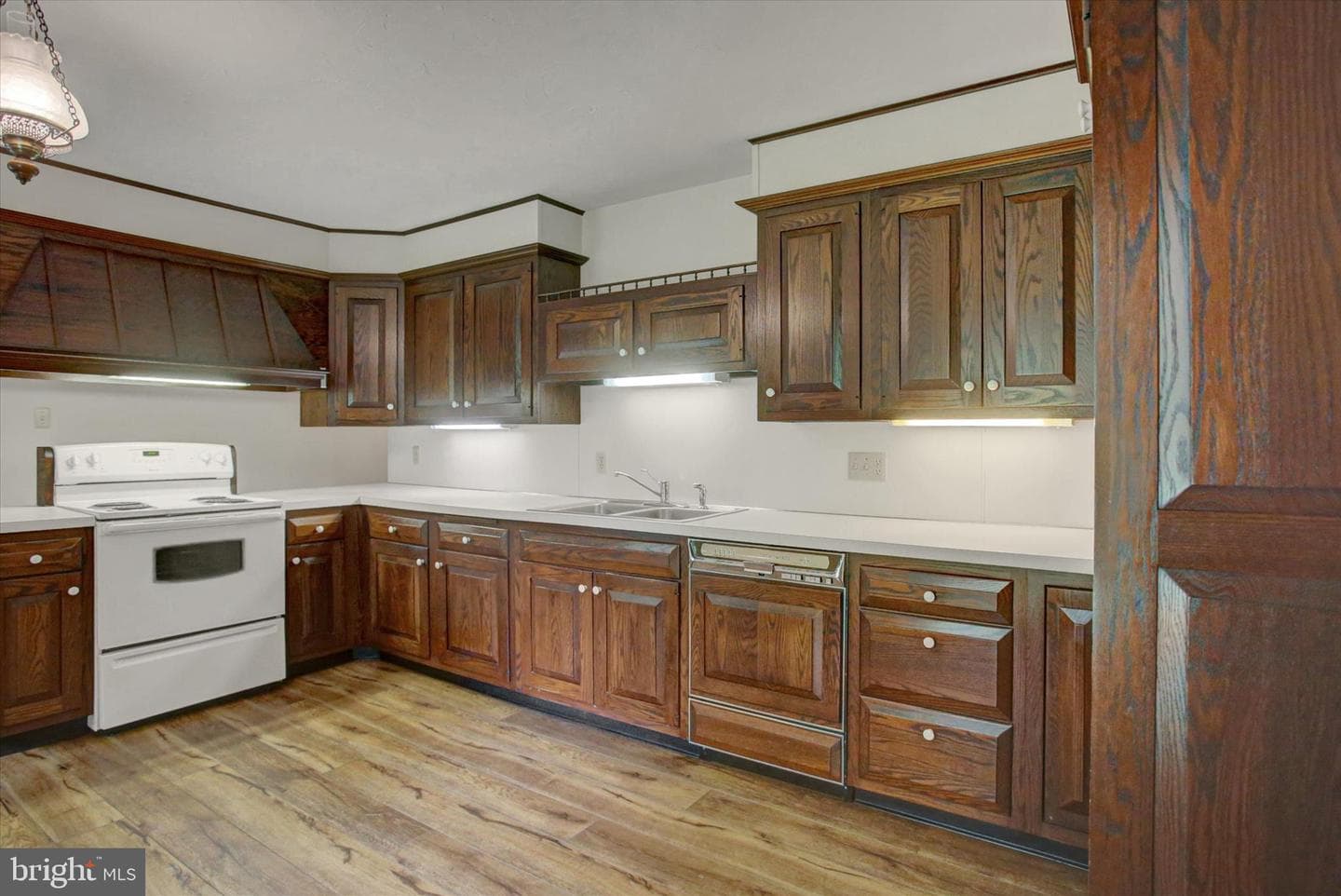 3501 Colonial Road photo 17