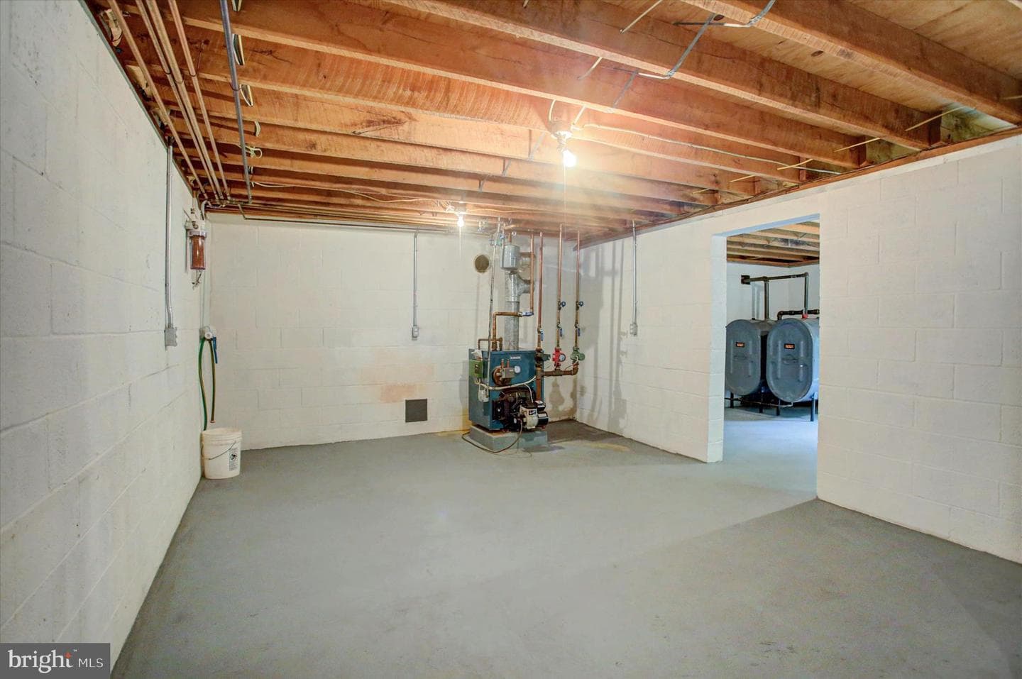3501 Colonial Road photo 31