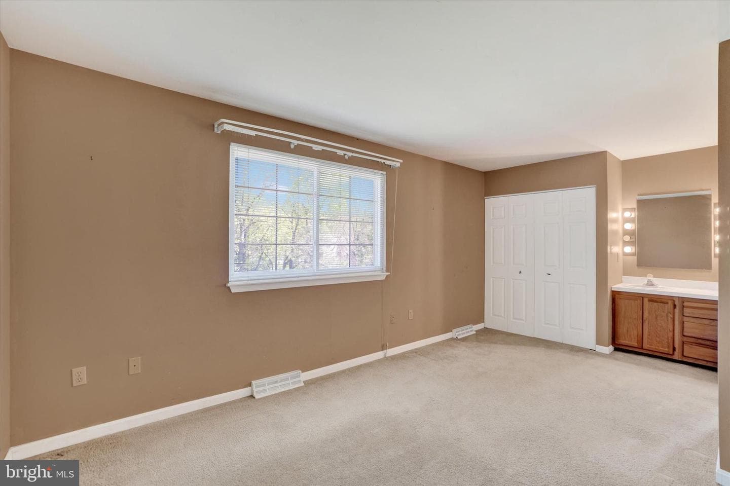 1911 Pin Oak Drive #4 photo 10