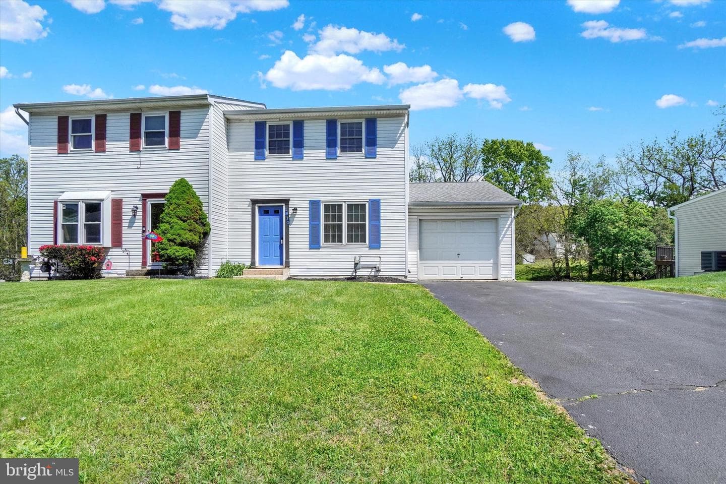 1911 Pin Oak Drive #4 photo 2