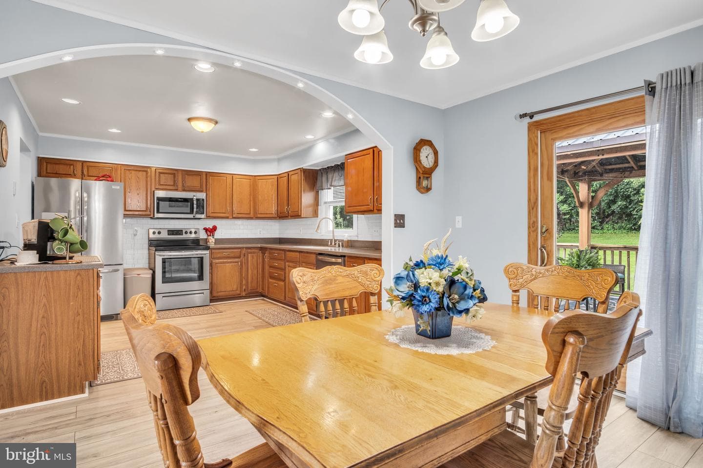 198 Glenville Road photo 9