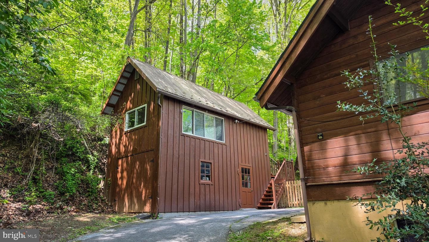 3548 Ridge Road photo 6