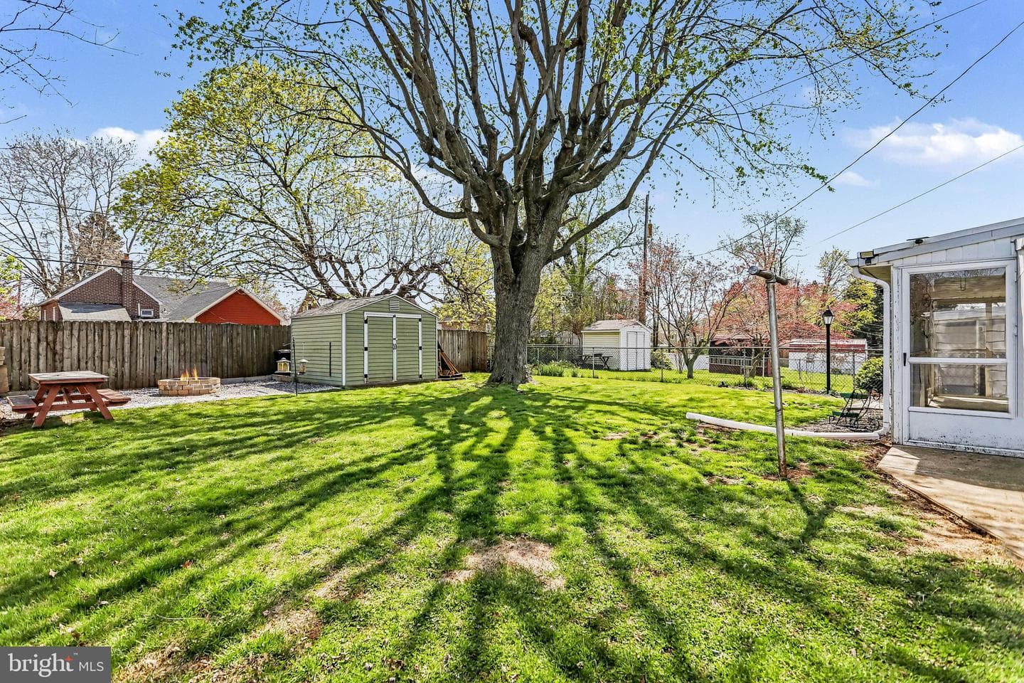 775 Carl Street photo 27