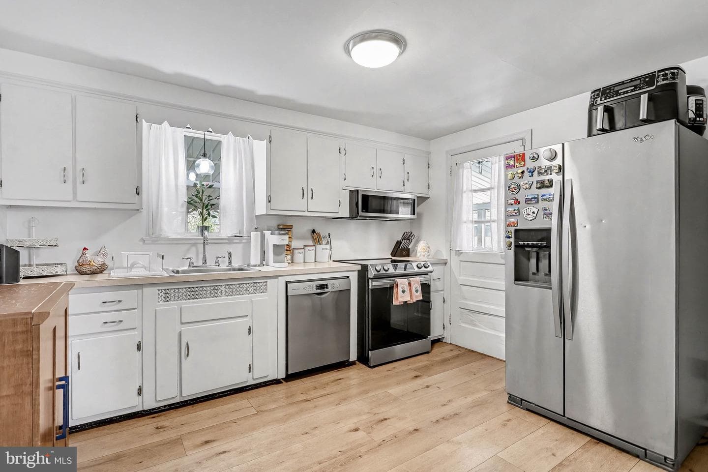 775 Carl Street photo 8