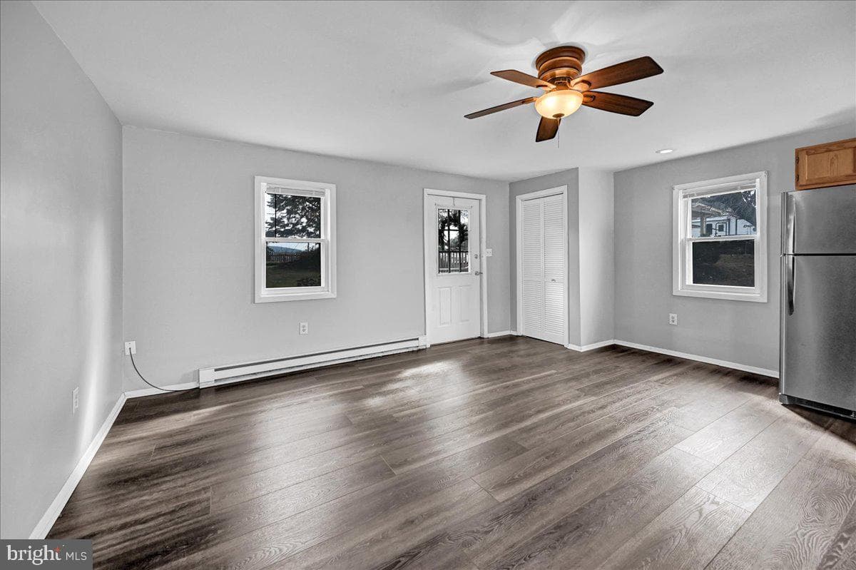 1499 W Princess Street photo 3