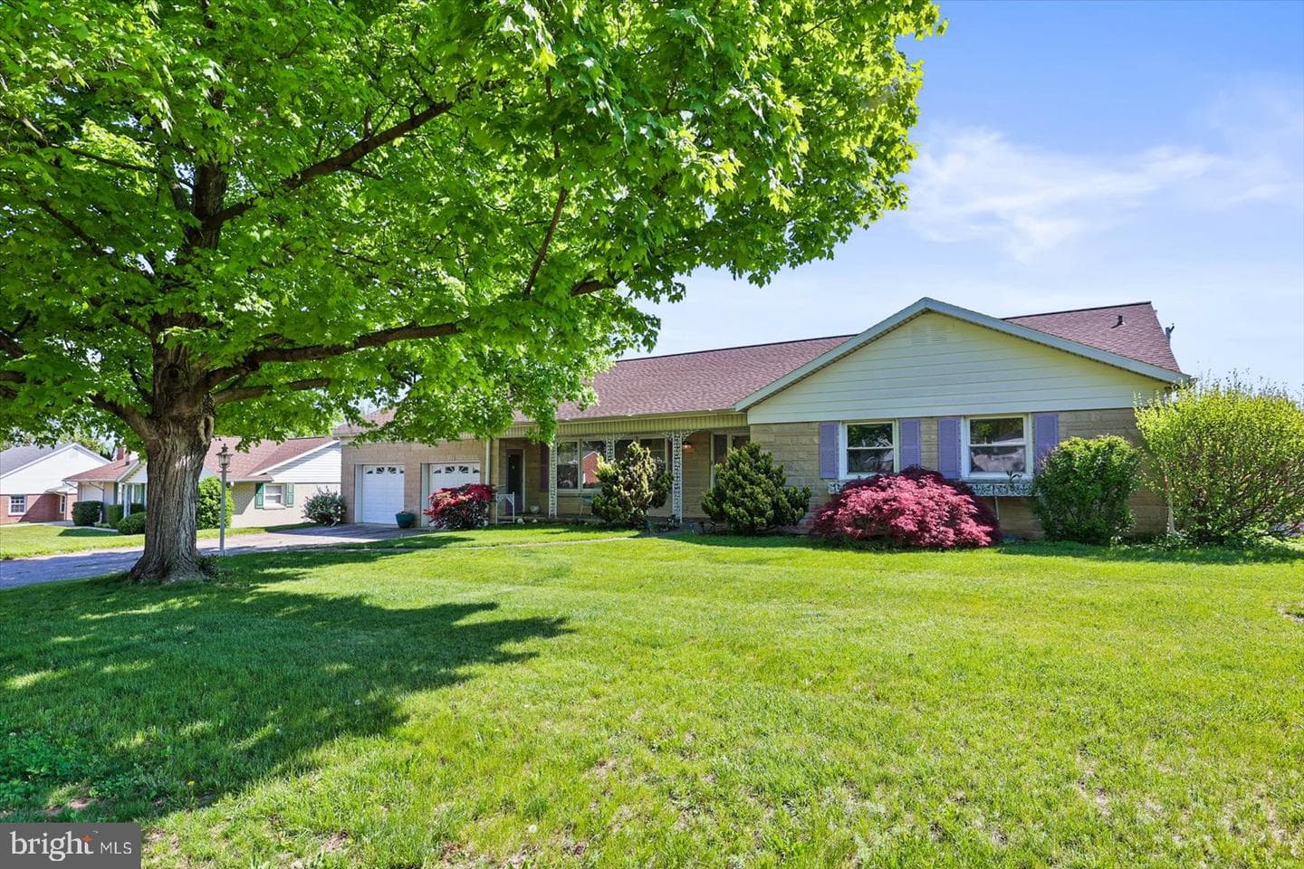 1445 Chapel Drive photo 3