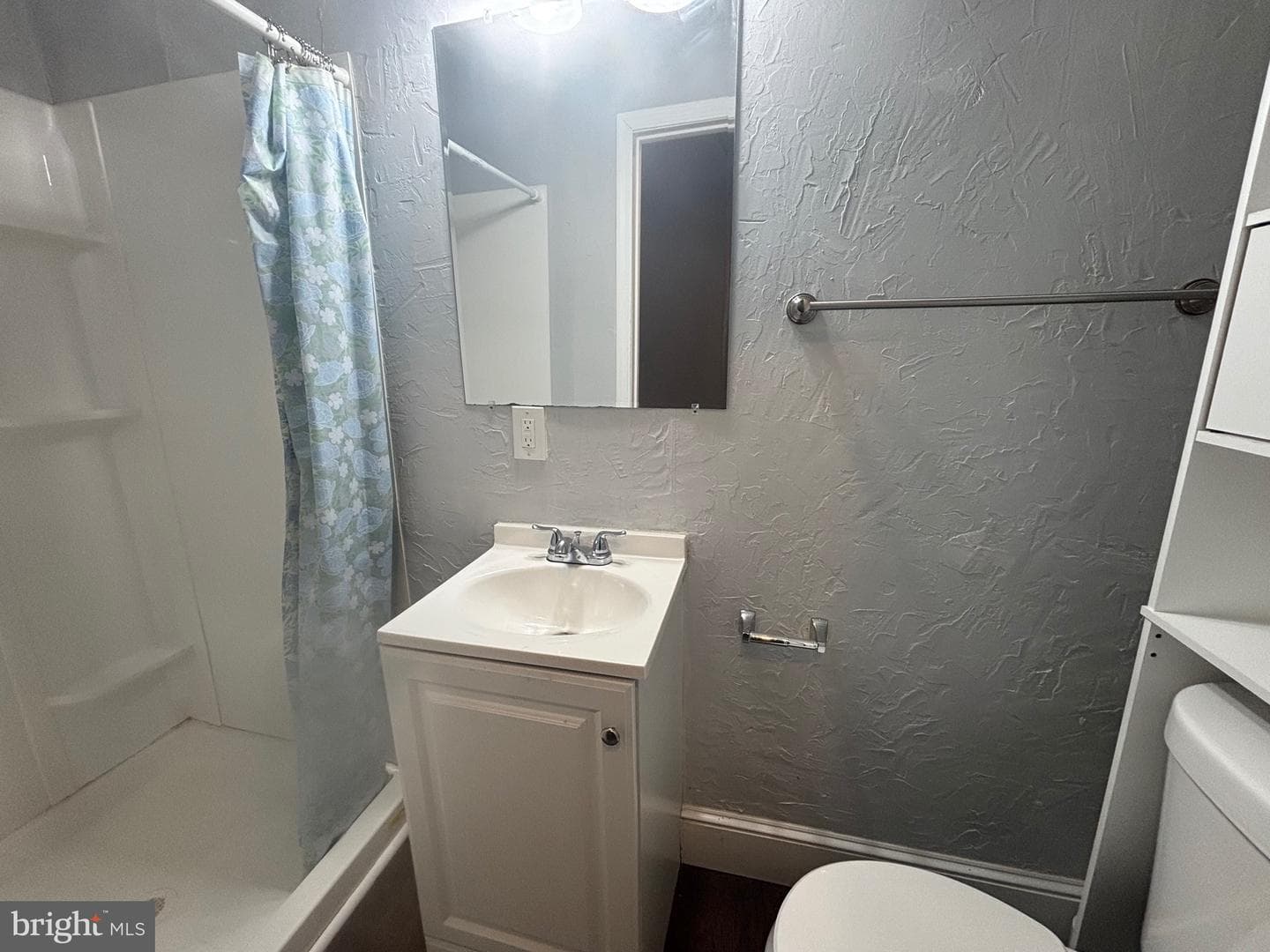 622 E Market Street photo 16