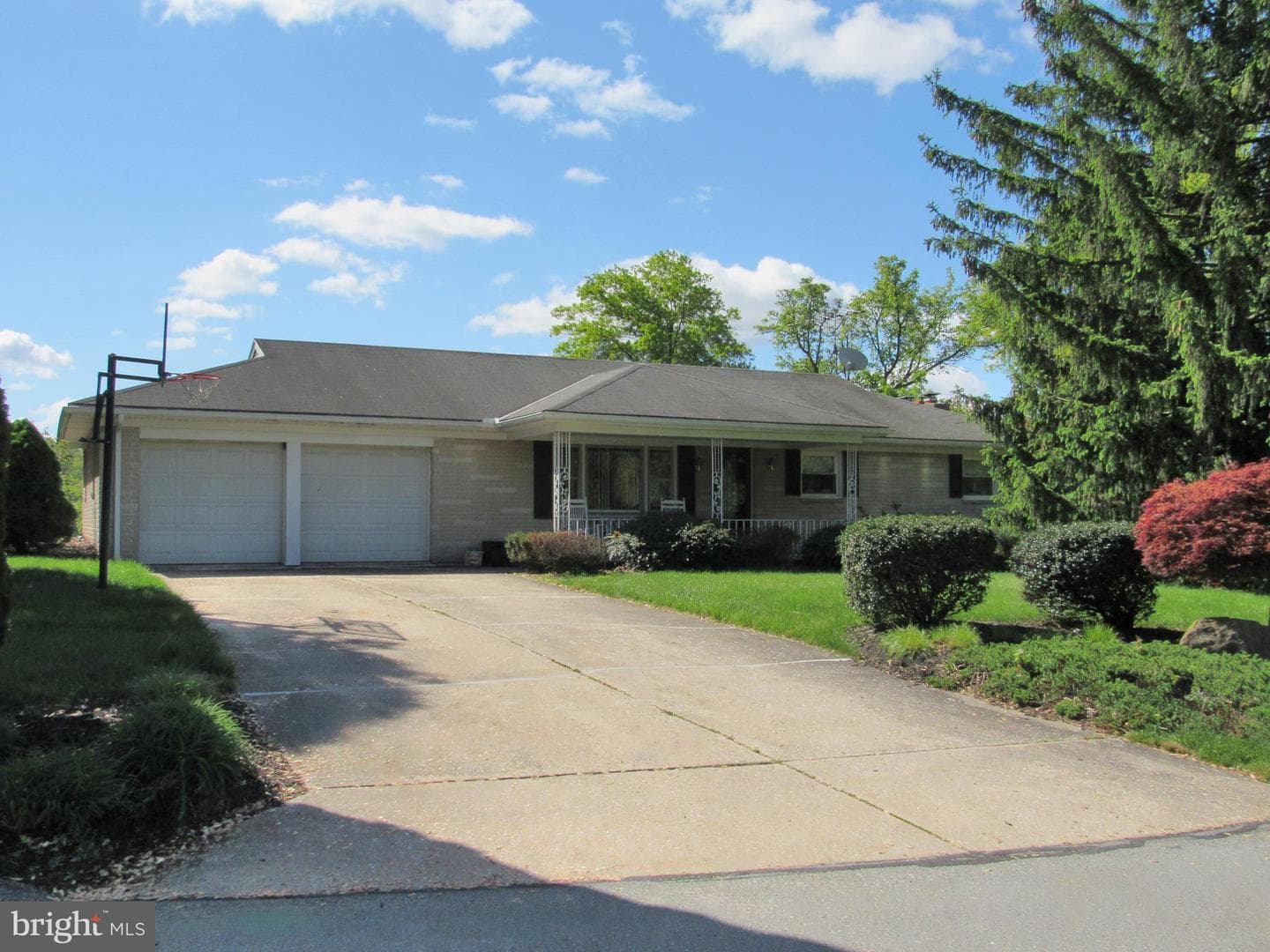2013 Black Oak Drive, Red Lion