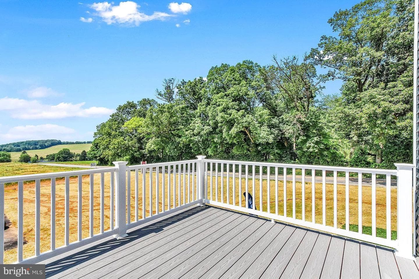326 Avon Drive photo 40