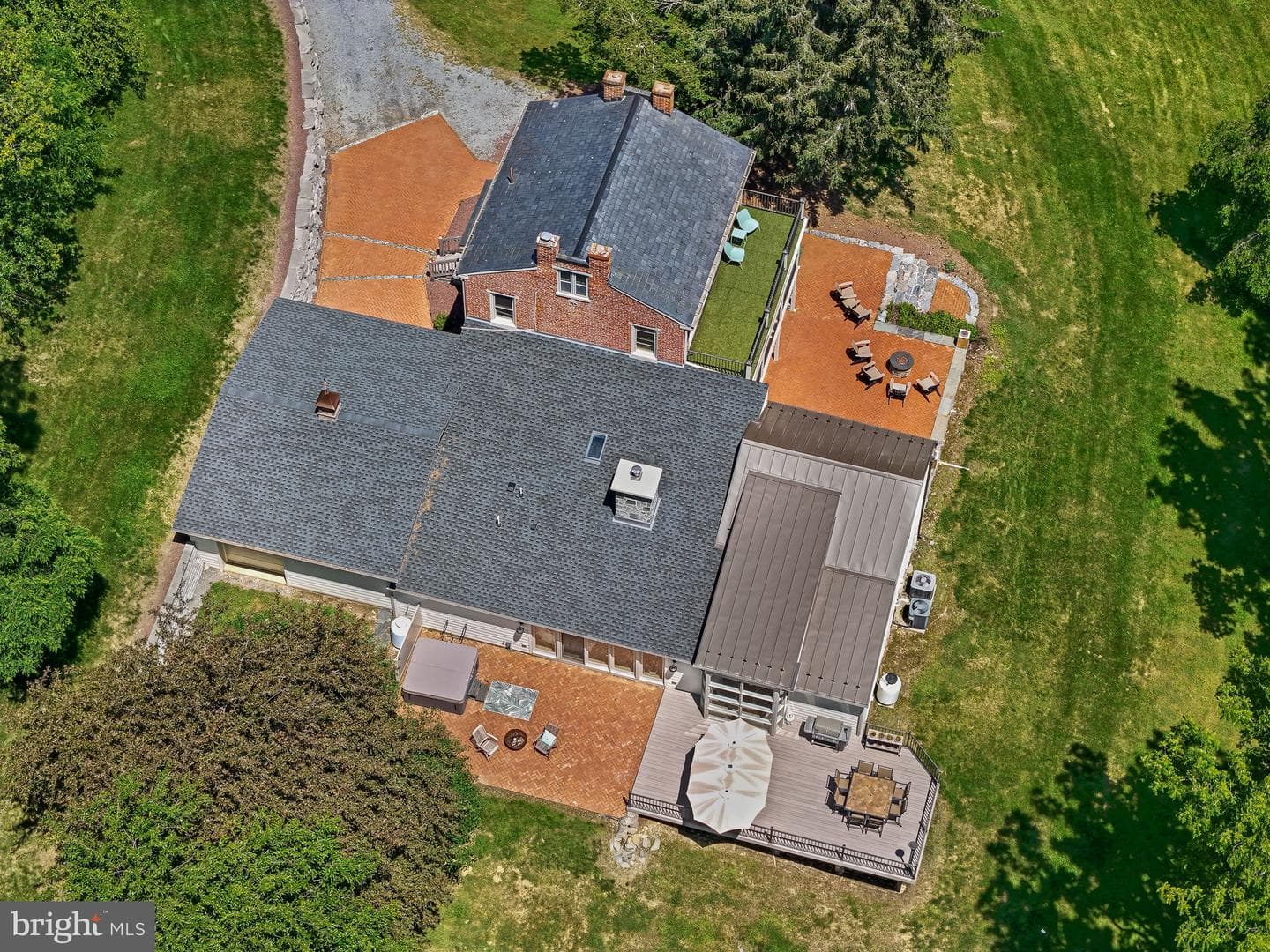 154 Calvary Church Road photo 8