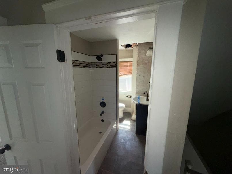 550 Baltimore Street photo 13