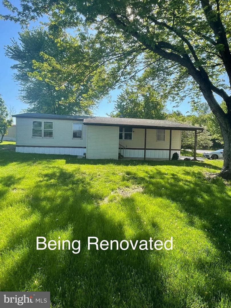 52 Walnut Drive photo 1