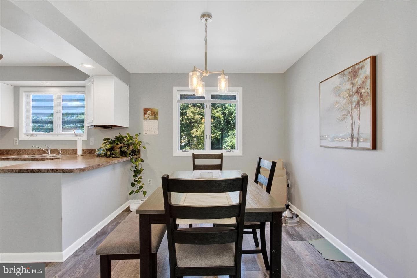 200 Greenleaf Road photo 9