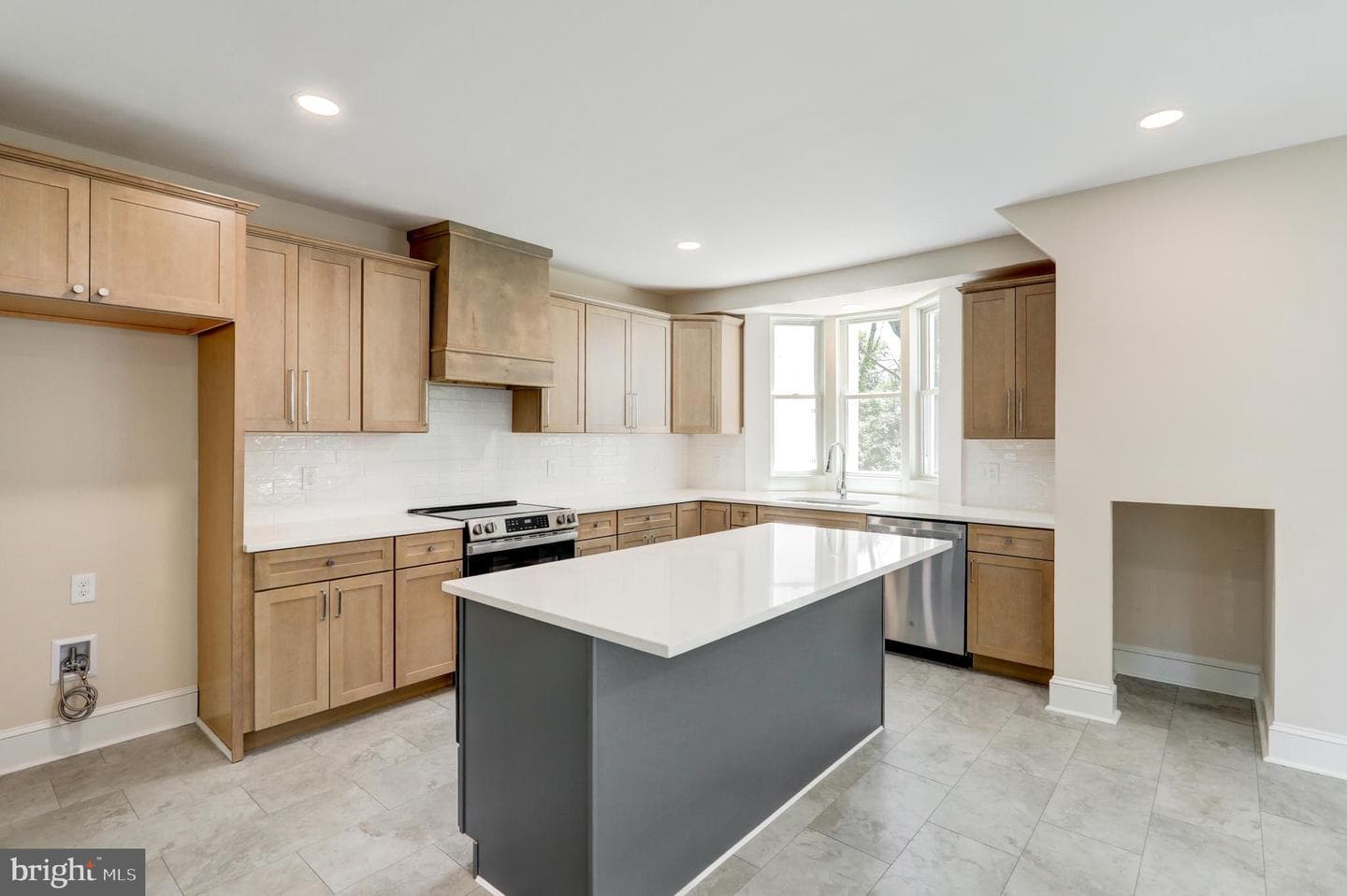 2 N Landvale Street photo 10