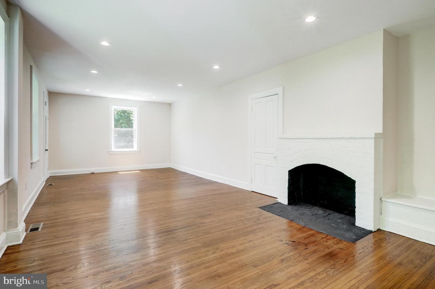 2 N Landvale Street photo 24