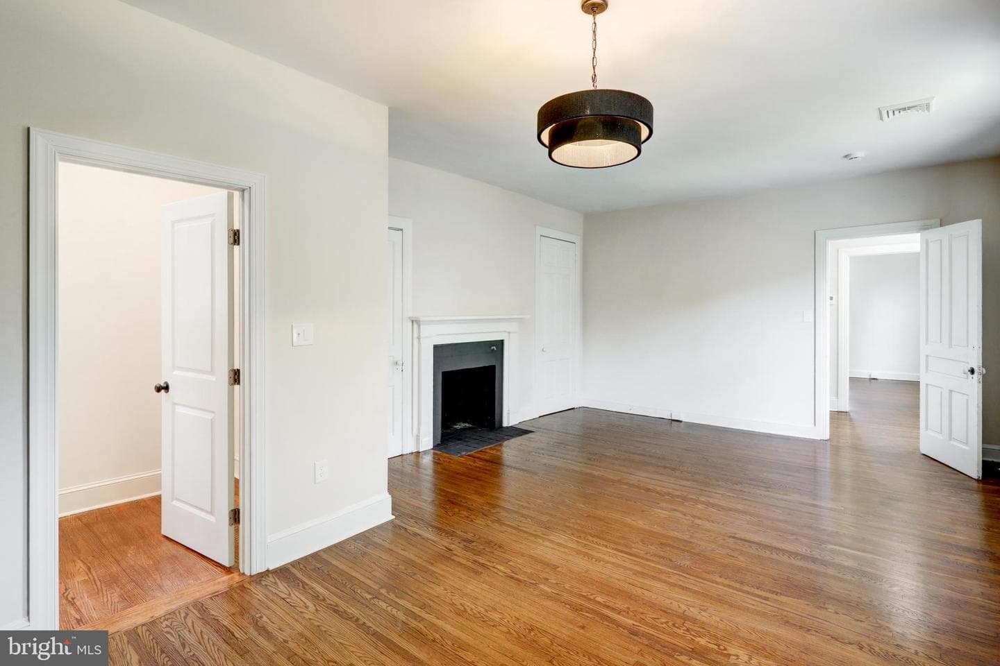 2 N Landvale Street photo 36