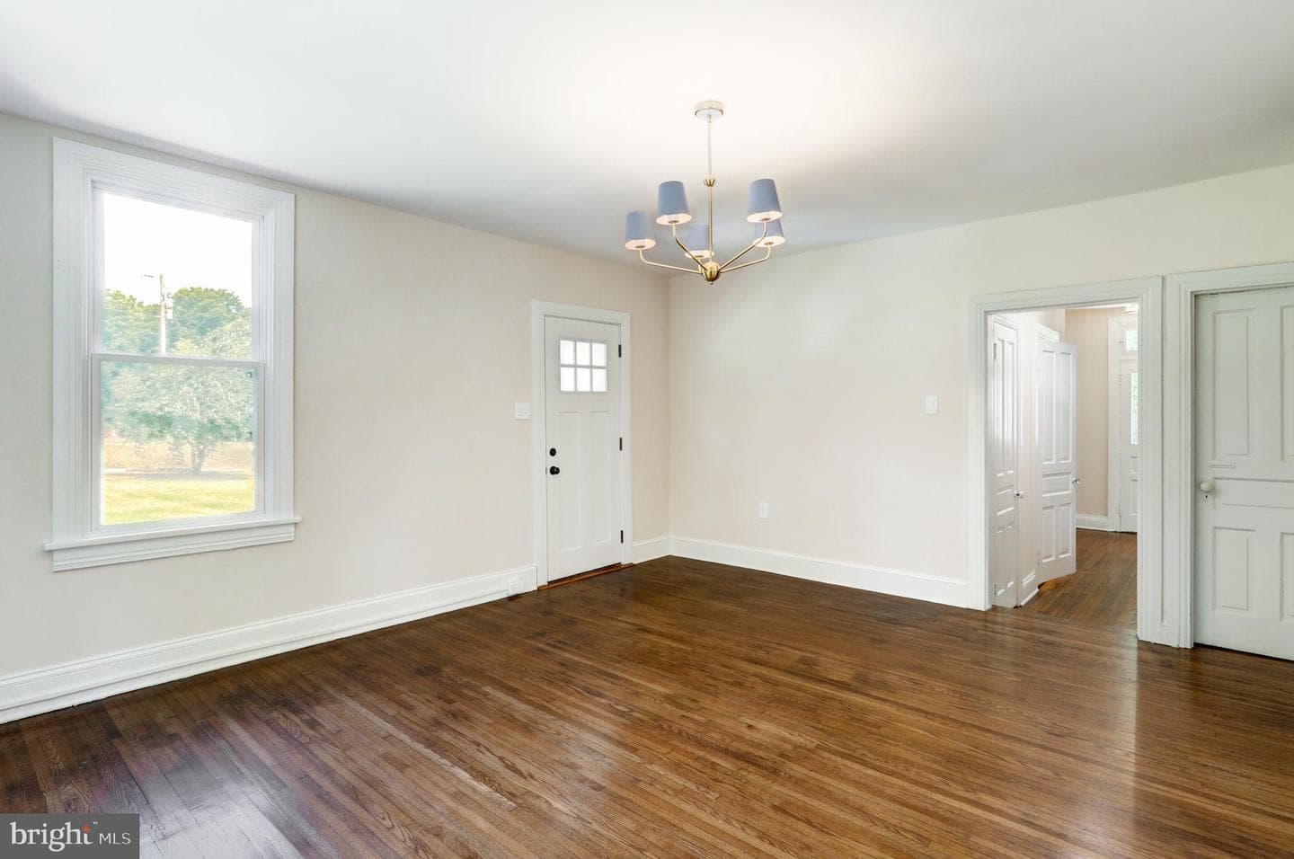 2 N Landvale Street photo 7